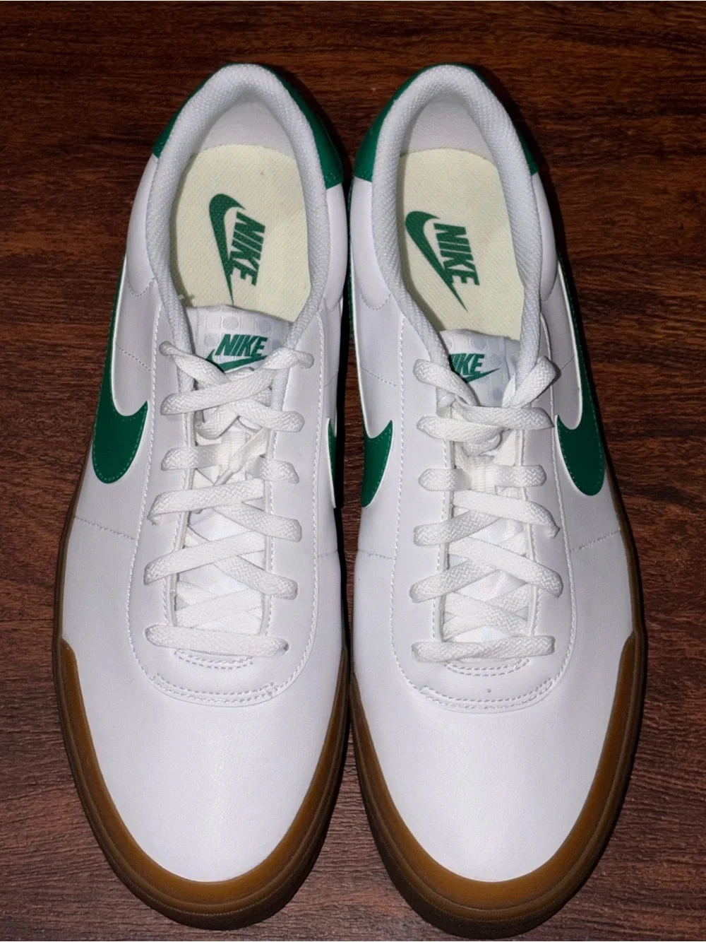 Nike size 10.5 shoes classic